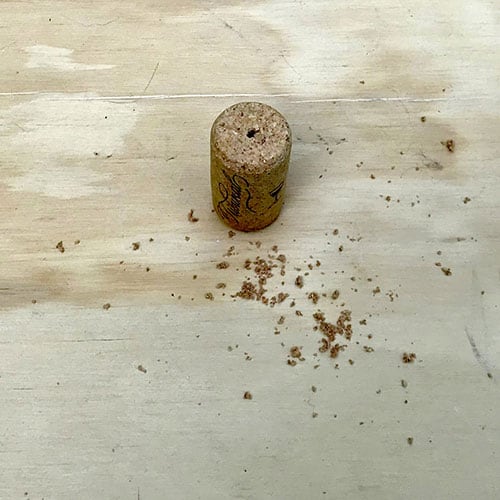 Tutorial | hole in cork