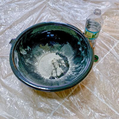 cement mix in bowl