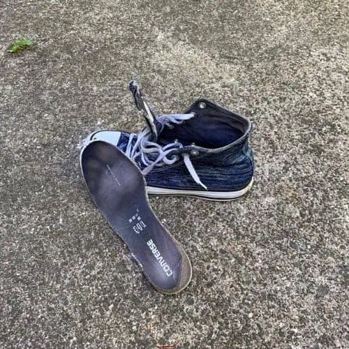 How To Make A Cement Sneaker Planter With An Old Sneaker