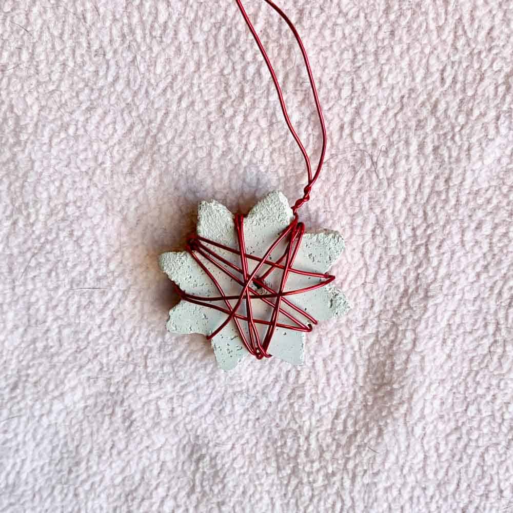 Easy DIY Cement Ornaments Quick & Fun Christmas Tutorial