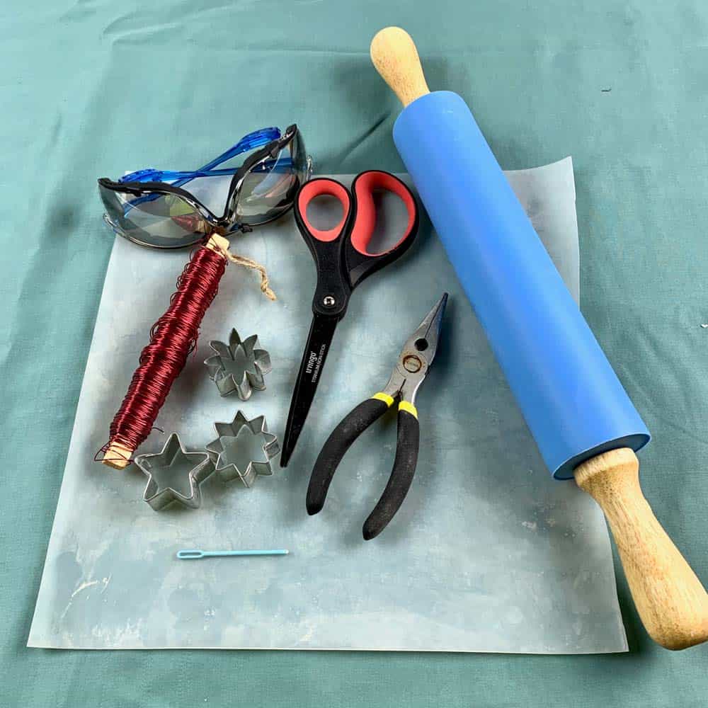 Easy DIY Cement Ornaments Quick & Fun Christmas Tutorial