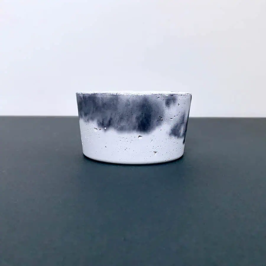 marbled black & white planter - liquid concrete crafts colorant