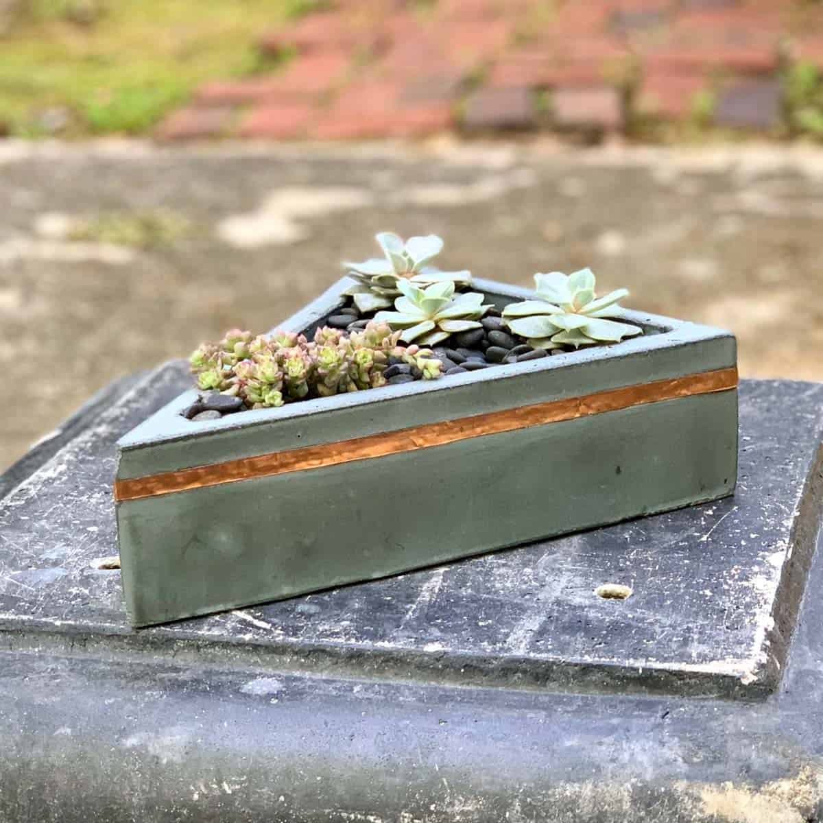 How To Make A Triangle Concrete Planter Mold For A DIY Planter