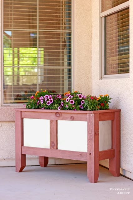 diy-redwood-galvanized-planter-box