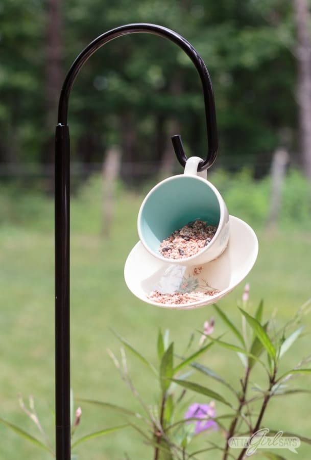 DIY Bird Feeders Kids Arts and Crafts for Outside - China Bird Feeders and  Garden Decoration price