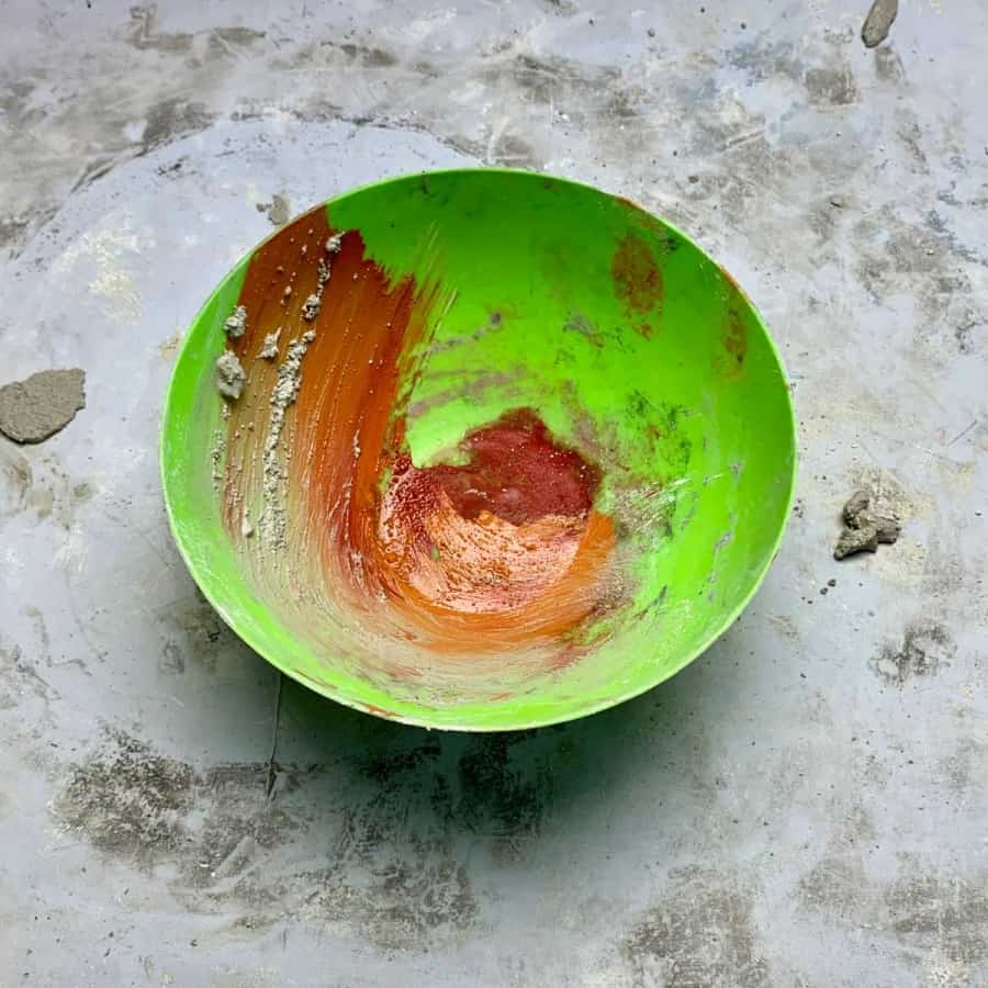colorant for faux rock in bowl