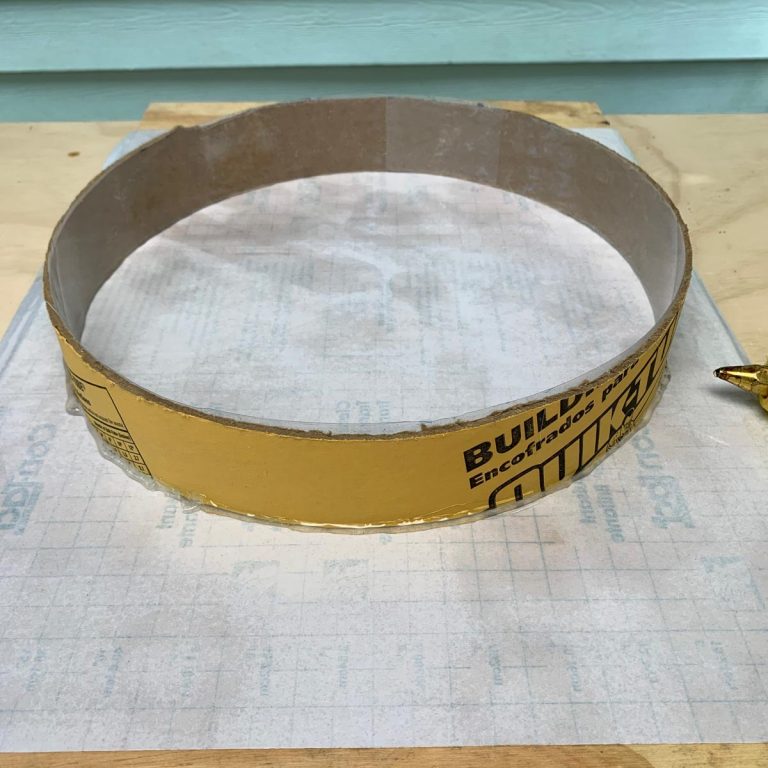 DIY Twig Lights Stand (in a Floating Concrete Base!) Artsy Pretty Plants