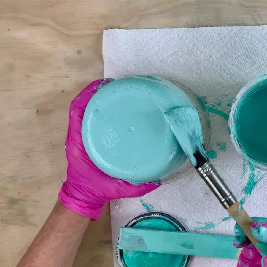 painting reservoir bright turquoise