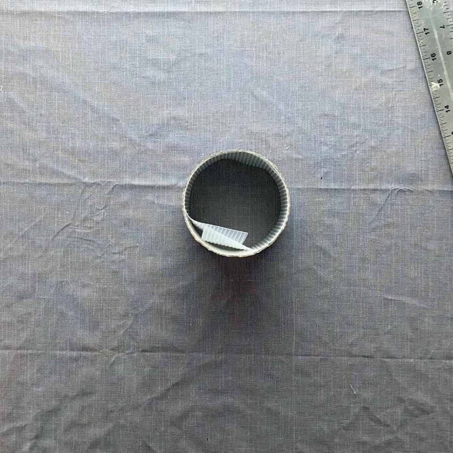fitting concrete mold with ribbed liner