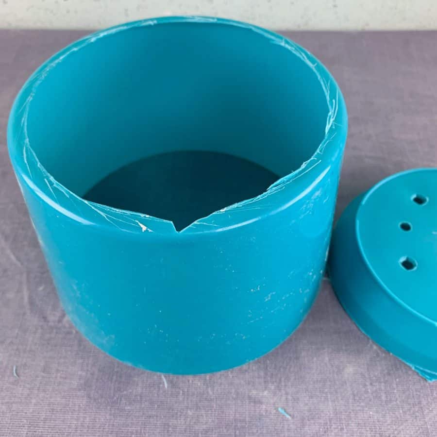 plastic pot mold with bottom missing