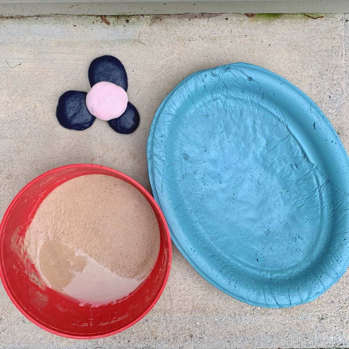 DIY Concrete Butterfly Puddler Attract Butterflies! Artsy Pretty Plants