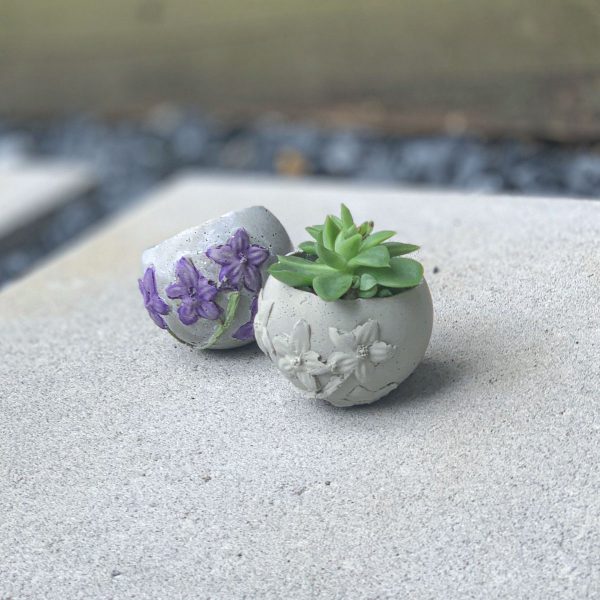 Make A Silicone Sphere Mold For A Cement Planter Artsy Pretty Plants