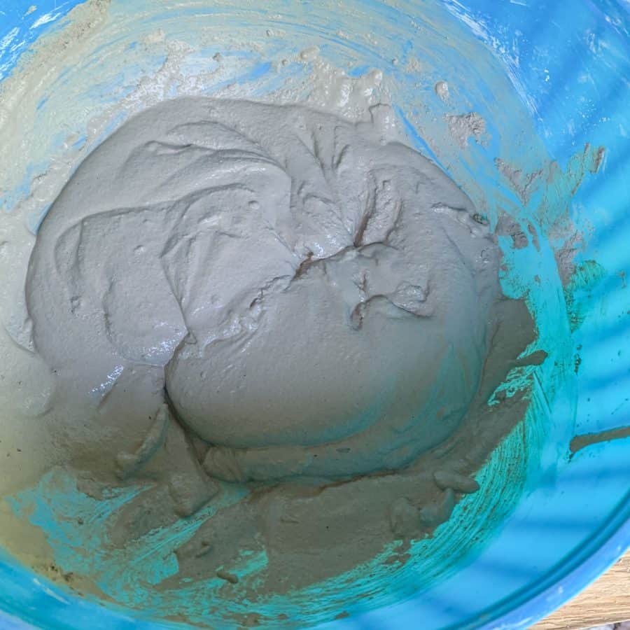 wet cement mix in bowl wet mud pie consistency
